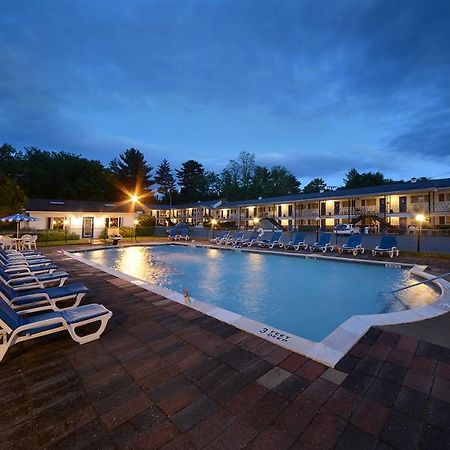 Turf And Spa Motel Saratoga Springs Ngoại thất bức ảnh